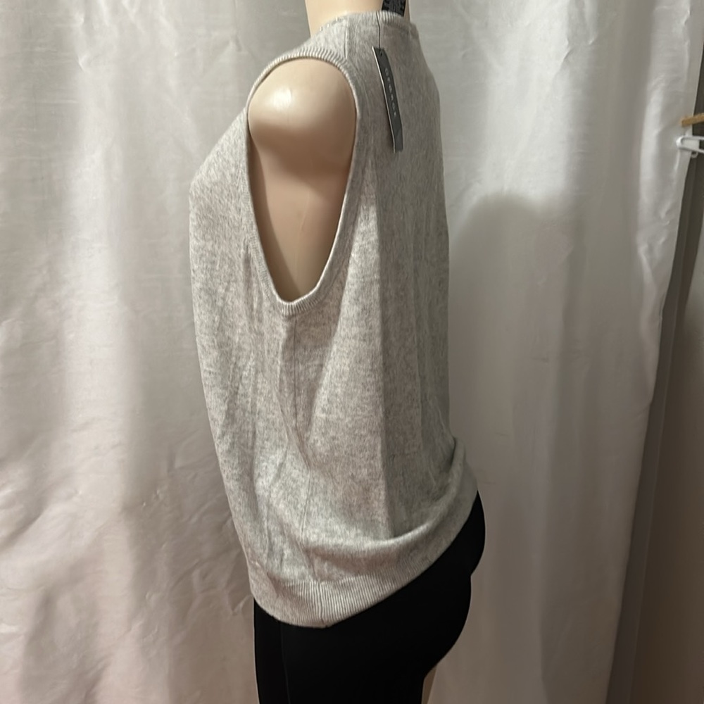 Gegrge 16W Gray Sweater & Vest - Picture 2 of 6